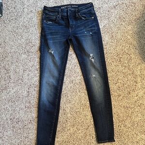American Eagle Outfitters Women's Dark Blue Distressed Skinny Jeans